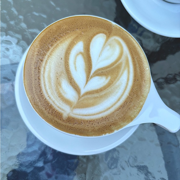 Meet your Posher, Angi - Picture 9 of 9